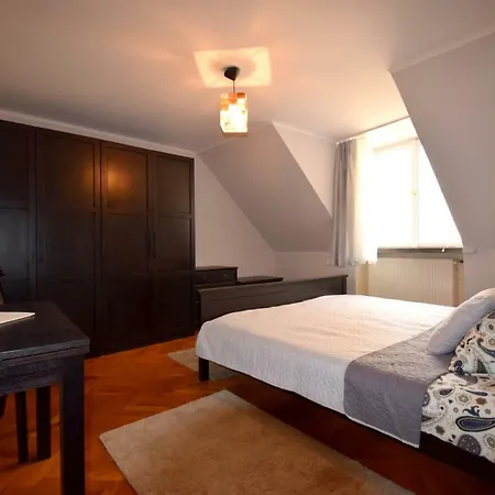 Old Town Apartment, Sw. Tomasza/st. Thomas, Rynek * Краков